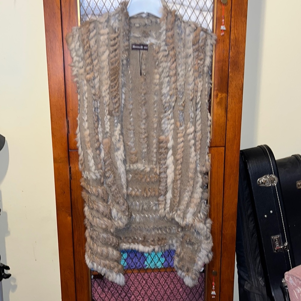Donna Diosa real fur vest
